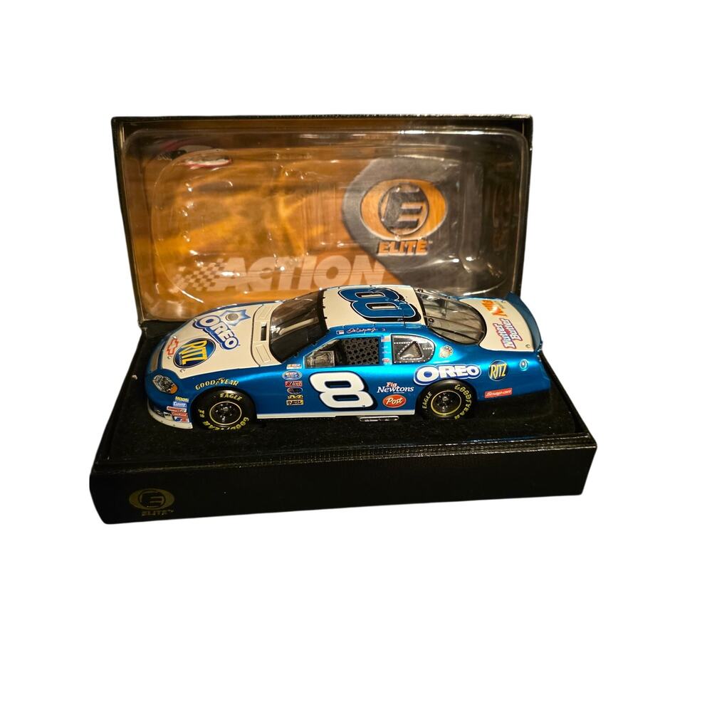 Dale Earnhardt Jr #8 Oreo Ritz 2004 Monte Carlo Elite 1:24 RCCA 1/4500 Nascar